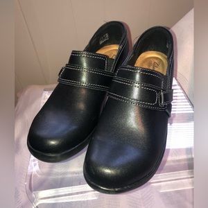 Clarks Slip-ons